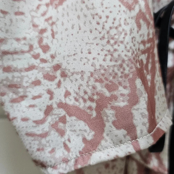 RUDSAK Selena Blouse Animal Print Snake Phyton Terracotta Pearl Wrap Leather L M - Picture 6 of 12